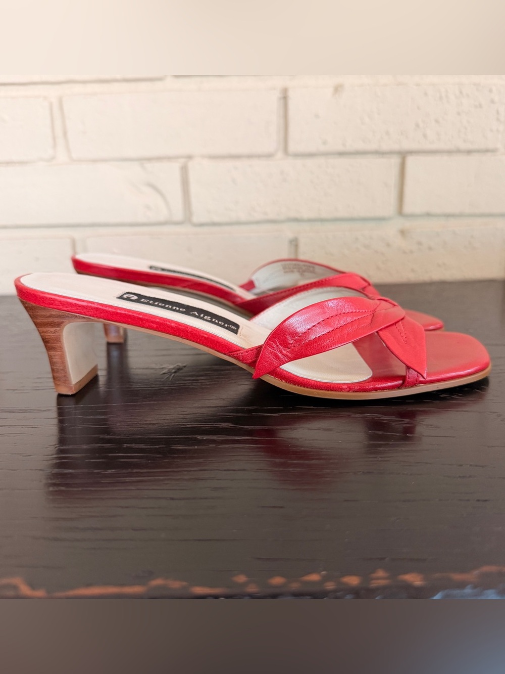 Vintage Etienne Aigner Womens Size 6.5 Red Leather Kitten Heels Sandals Y2K